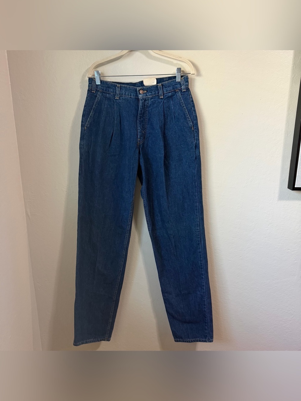 Vintage 90s Levi’s Made in USA Deadstock Pleated Tapered Jeans Men’s W30 L34